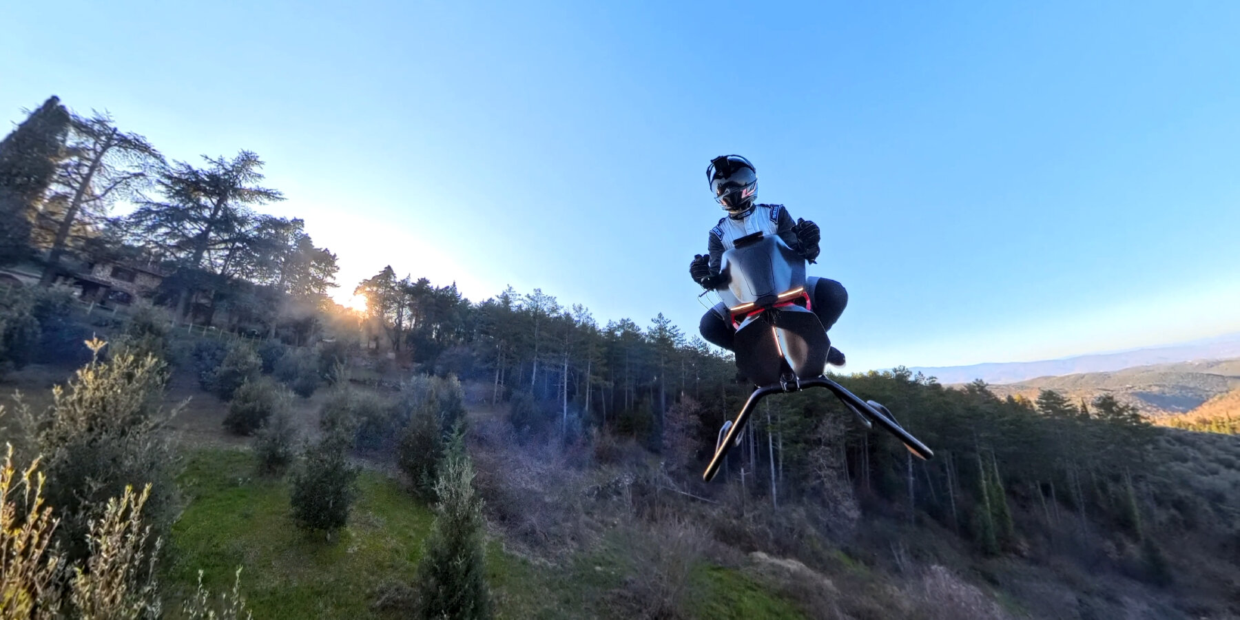 motorcycle-volonaut-airbike-tomasz-patan-designboom-ban
