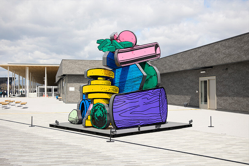 see public installations & hyperreal sculptures at osaka kansai international art festival 2025