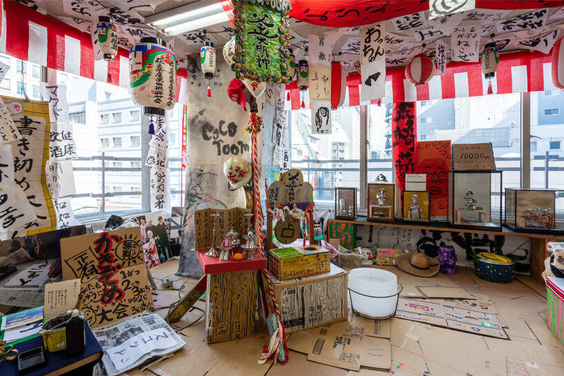 see public installations & hyperreal sculptures at osaka kansai international art festival 2025