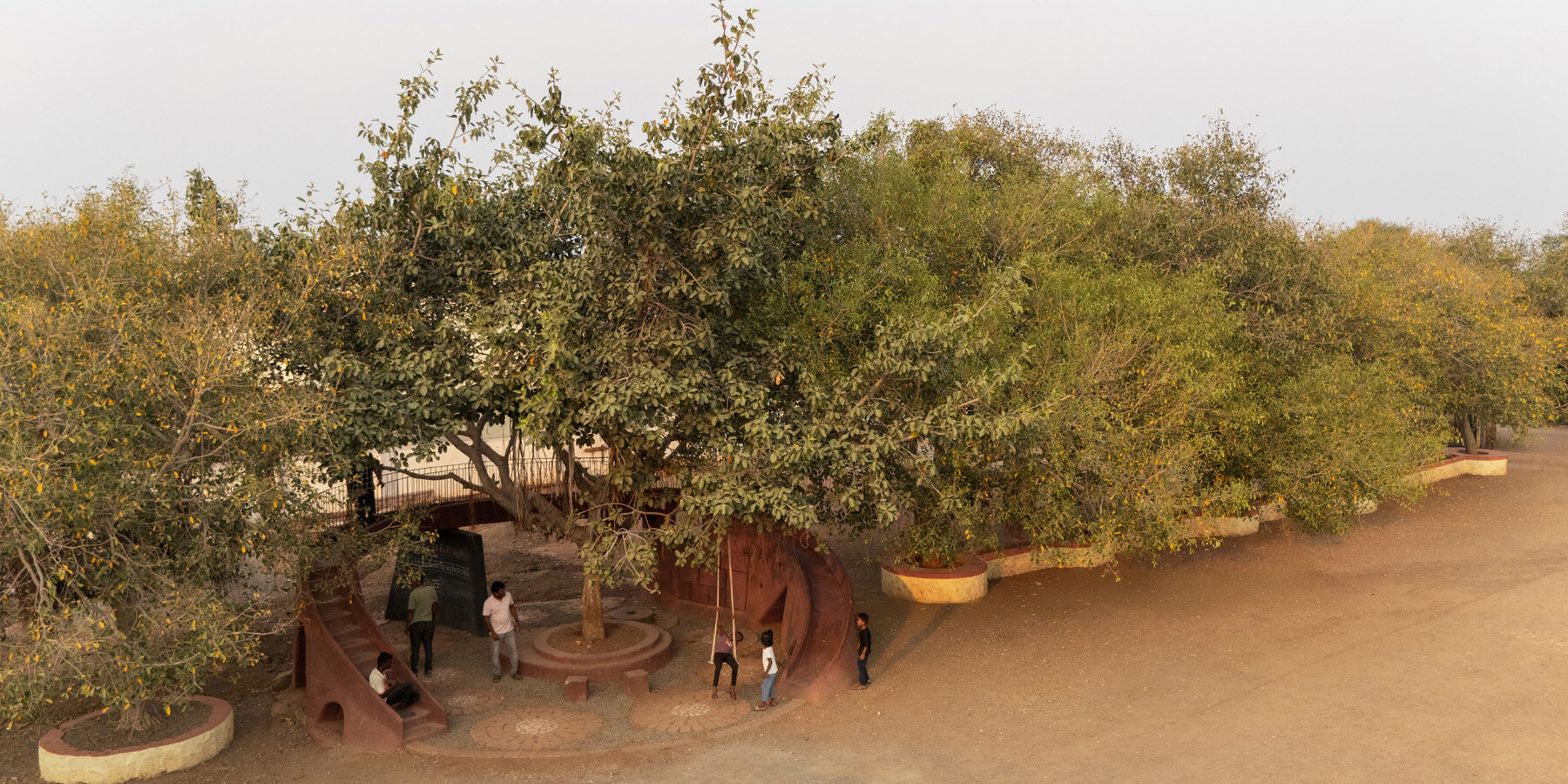 pod-for-happiness-multi-functional-community-structure-craft-narrative-hignigada-baramati-maharashtra-india-designboom-1800-1