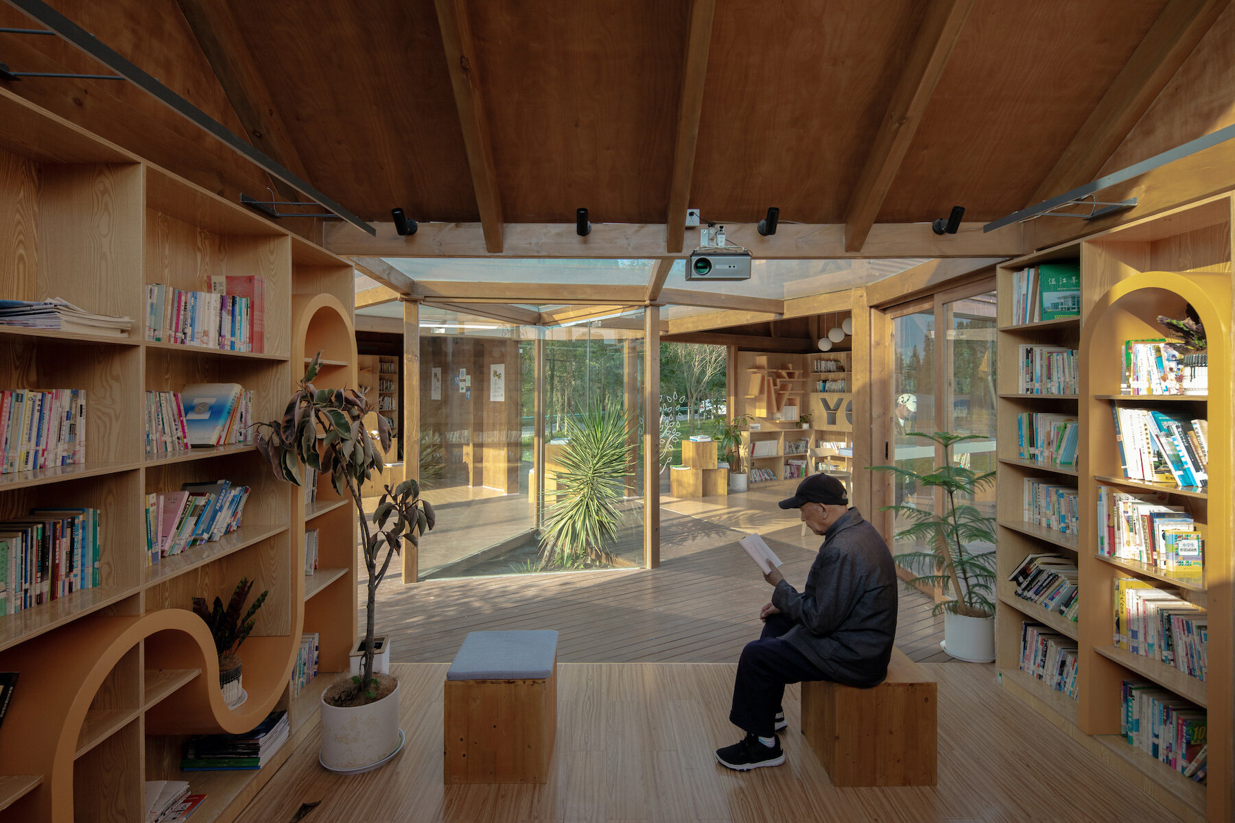 pyramid-book-house-mat-office-chengdu-china-designboom-08a