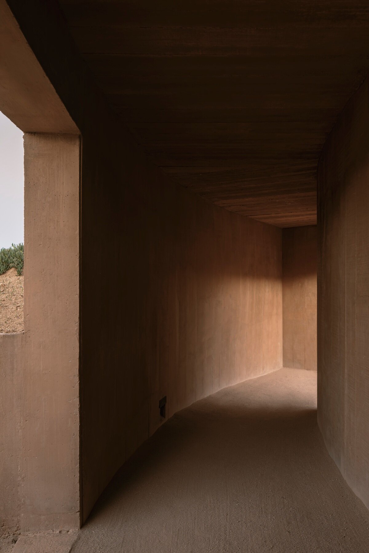 concrete ring wraps around rubén valdez practice's spiritual enclosure in mexico desert