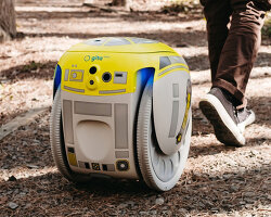 star wars cargo robot follows people around and carry their objects like a backpack