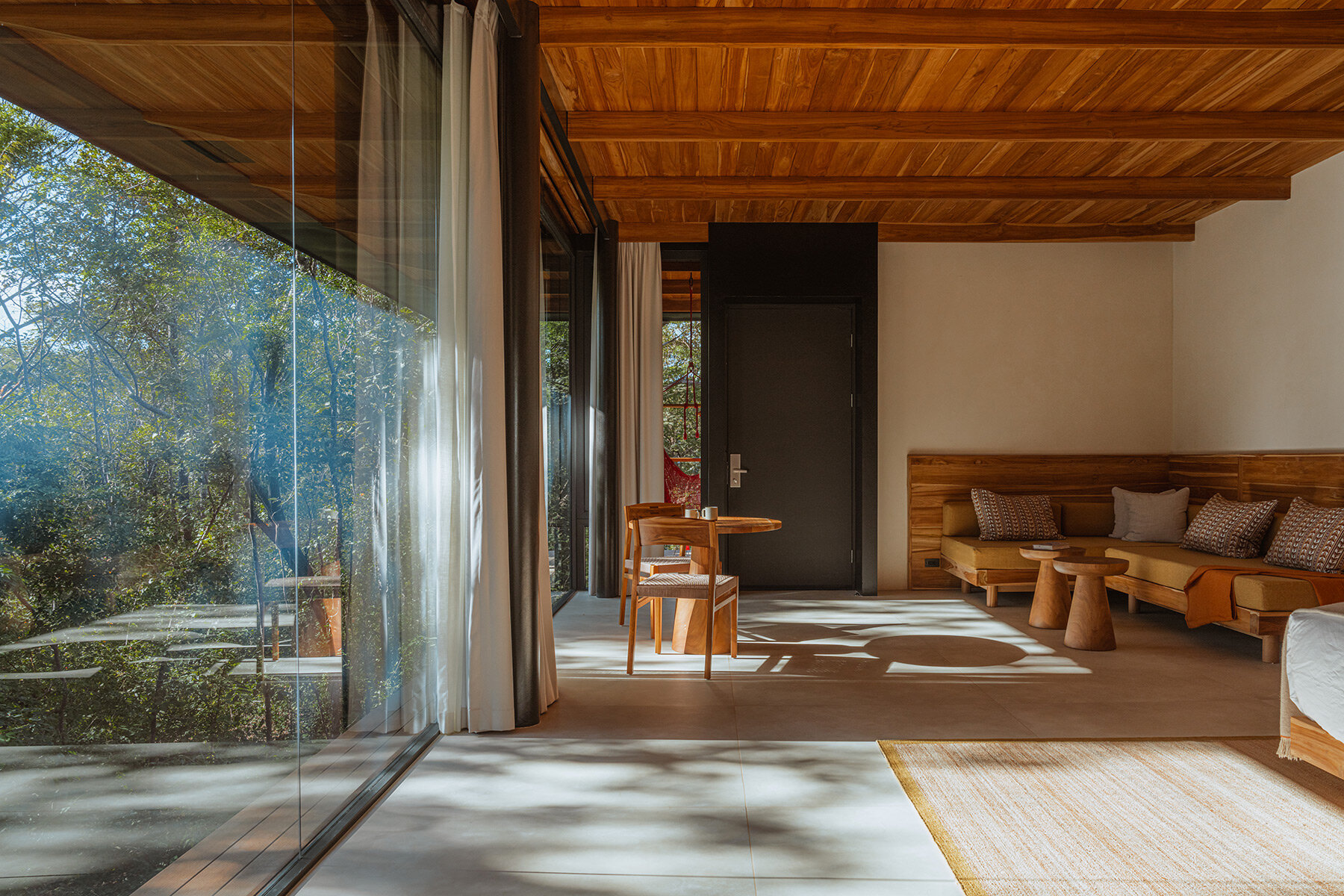 studio-saxe-rio-perdido-west-bungalows-costa-rica-designboom-08a