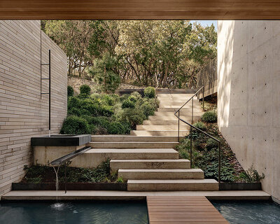 'terrace mountain residence' cantilevers over austin with design by a parallel architecture