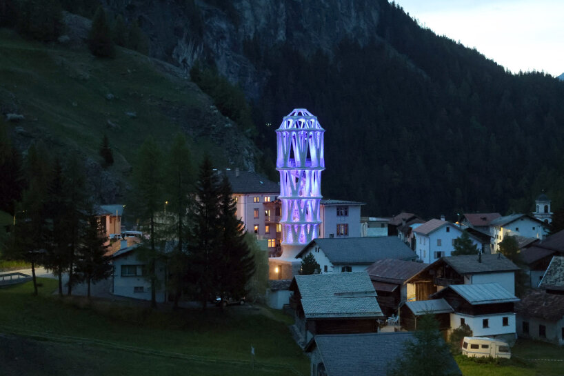 the tower can change its lighting color | photo by Michael Hansmeyer and Benjamin Dillenburger