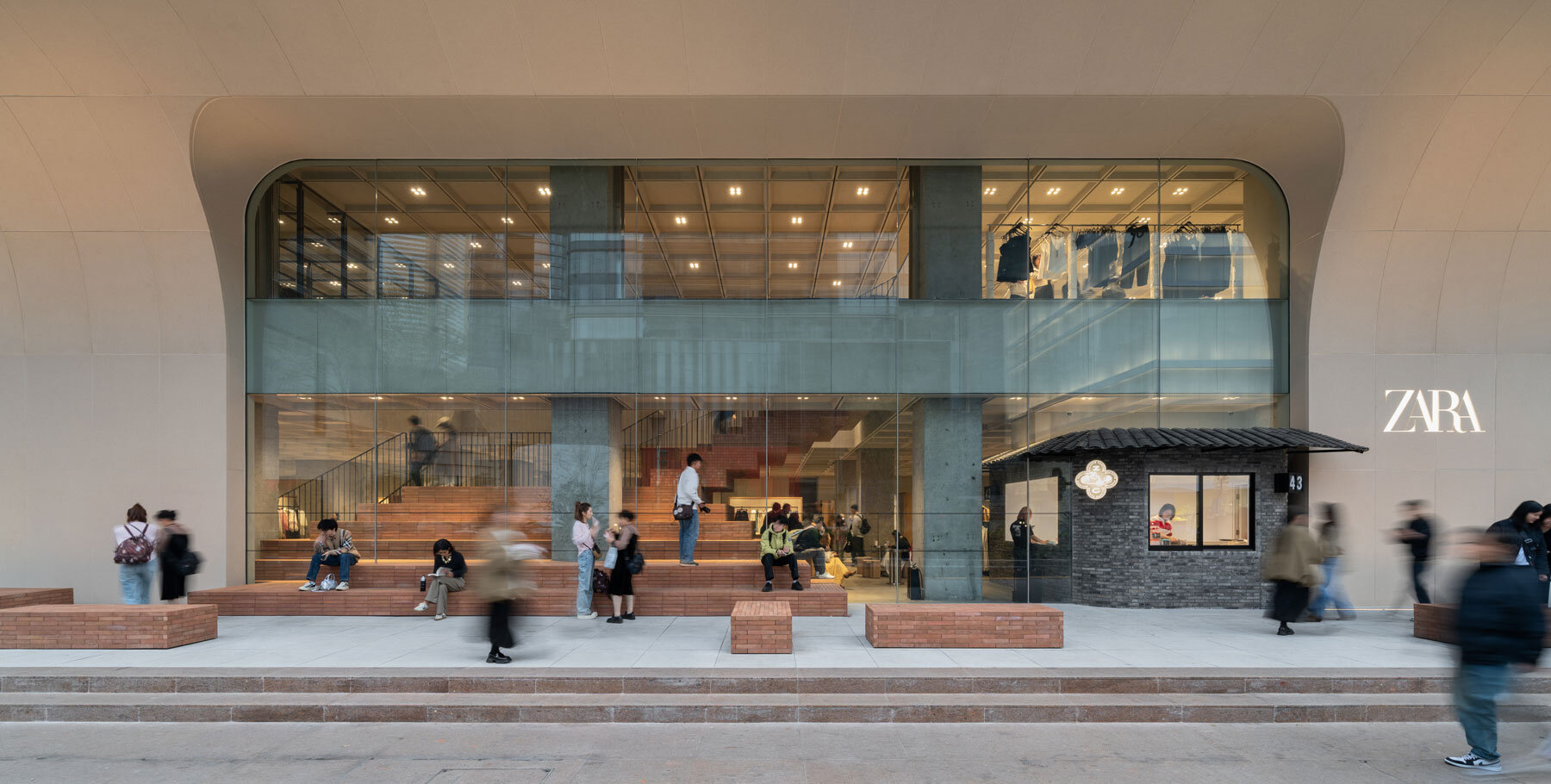 zara-nanjing-xinjiekou-china-flagship-store-aim-architecture-designboom-1800-5