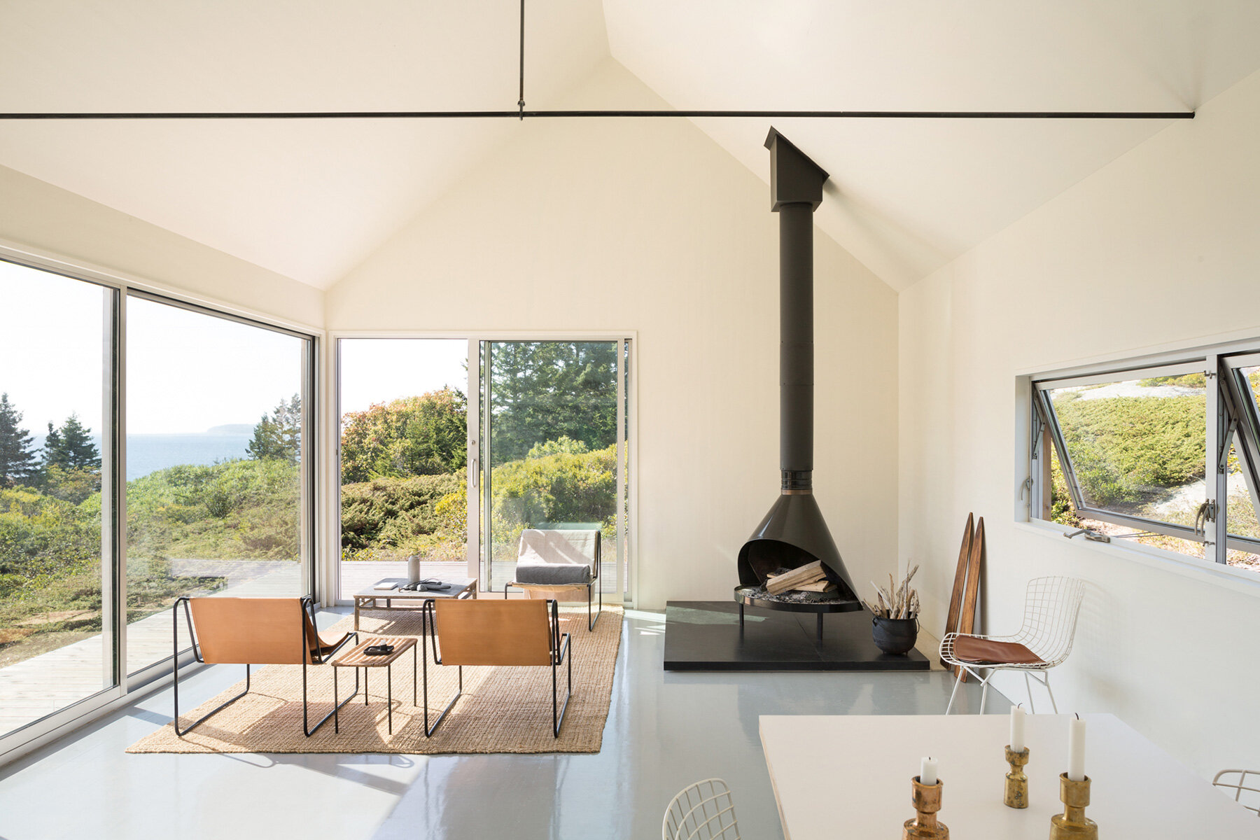 OPAL-little-house-ferry-maine-designboom-06a