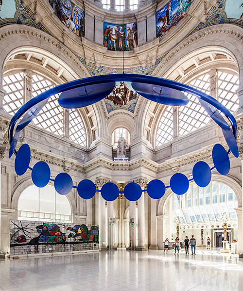 anna & eugeni bach suspends celestial blue 'crown of eyes' inside barcelona's MNAC