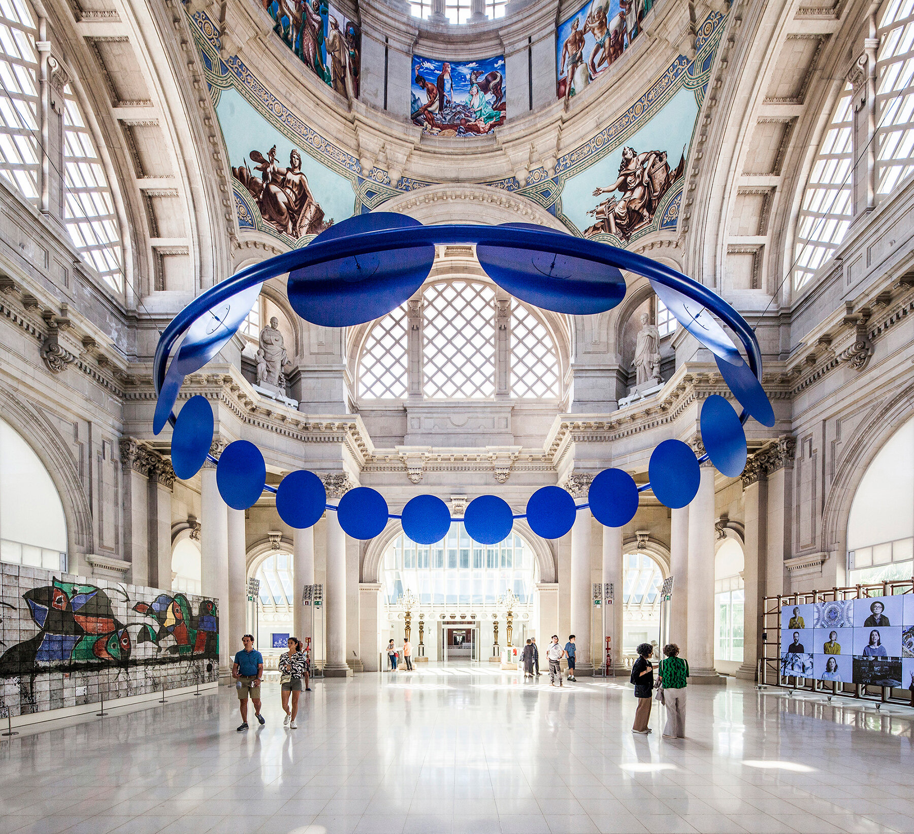 anna-eugeni-bach-celestial-blue-crown-eyes-barcelona-mnac-designboom-large01