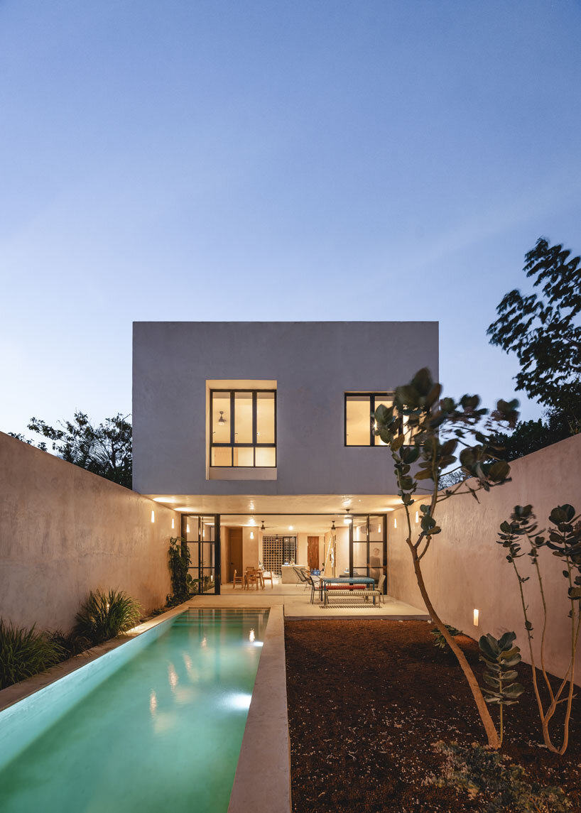 Kulit reticular mengandung volume merah rumah xcumpich talls mexican de arquitectura