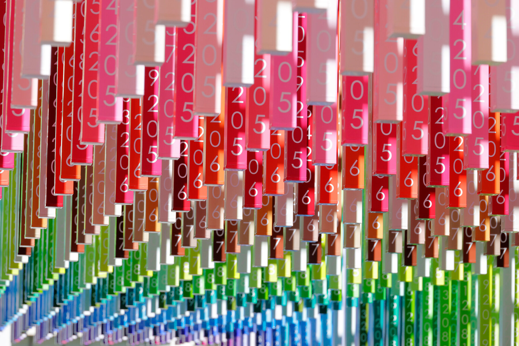emmanuelle-moureaux-100-colors-tokyo-designboom-08a