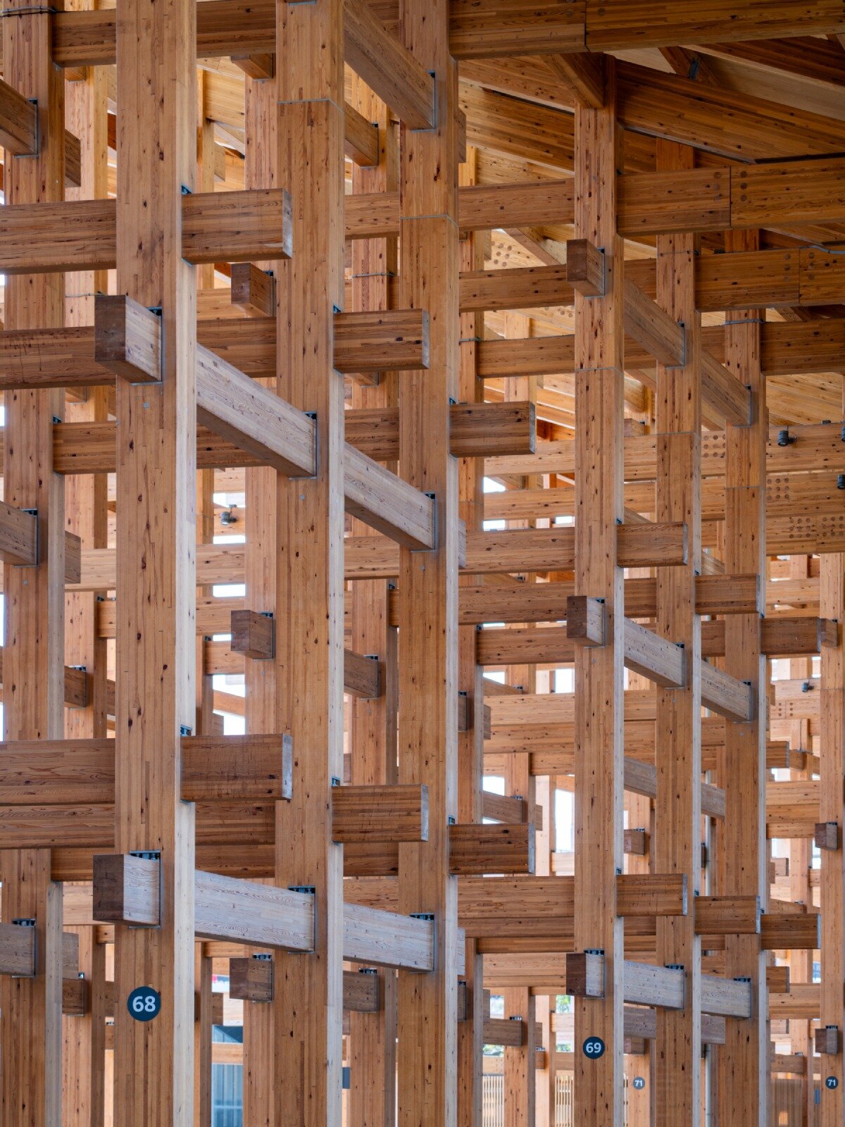 William Mulvihill menangkap material intisasi cincin besar Sou Fujimoto di Expo 2025 Osaka
