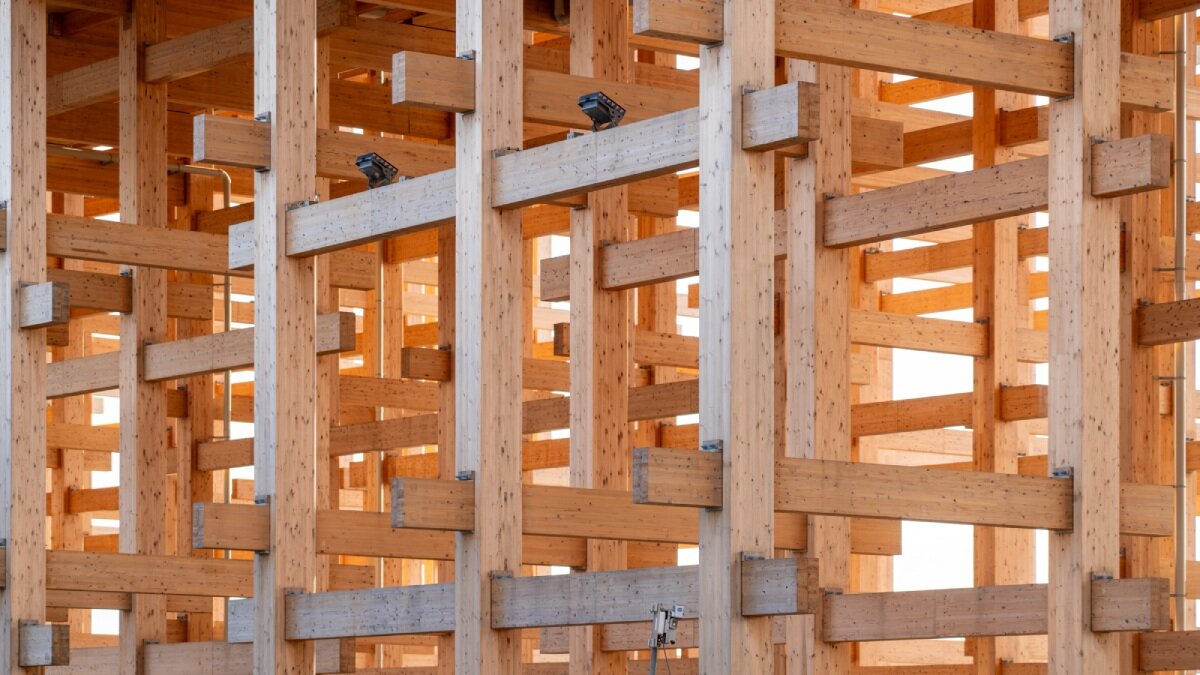 William Mulvihill menangkap material intisasi cincin besar Sou Fujimoto di Expo 2025 Osaka