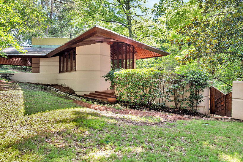 frank lloyd wright's 'fountainhead' residence, a rare usonian, hits the market in mississippi