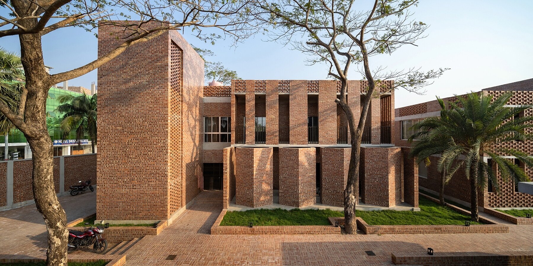 kuakata-training-center-codec-design-educational-facility-bangladesh-designboom-1800-2