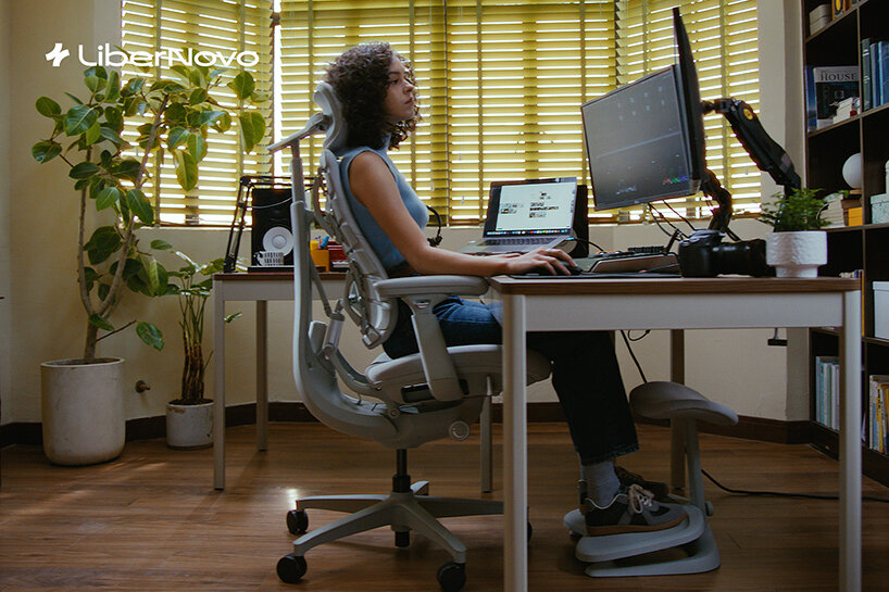 libernovo’s omni chair engineers motorized lumbar, adjustable armrests & massage function