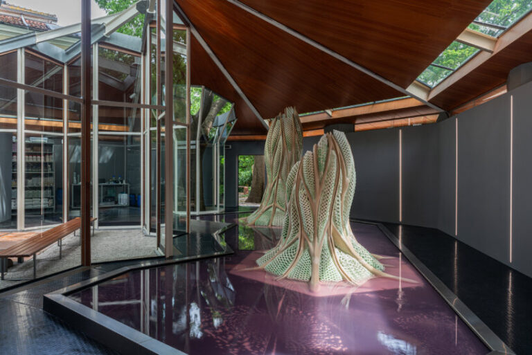 3D printed biostructures capture carbon dioxide at venice biennale