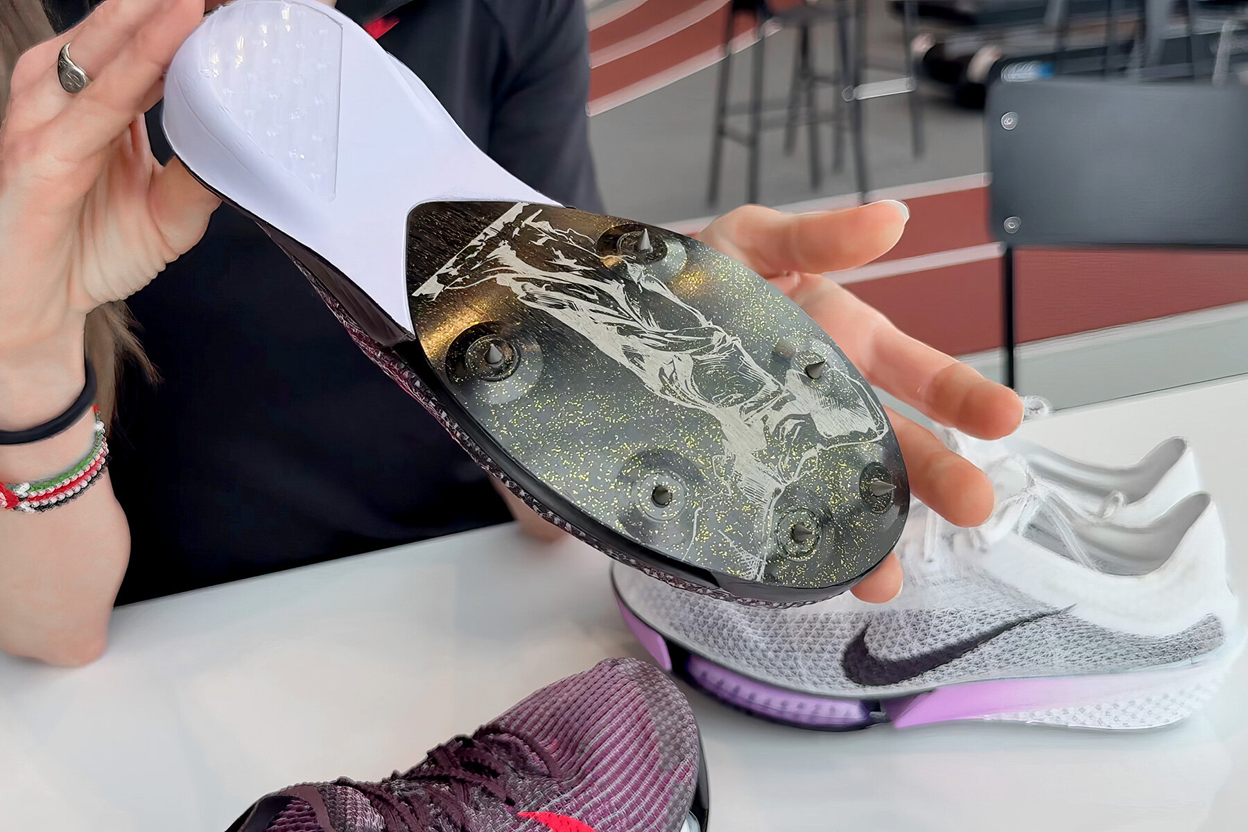nike-breaking4-faith-kipyegon-headquarters-portland-visit-designboom-09a
