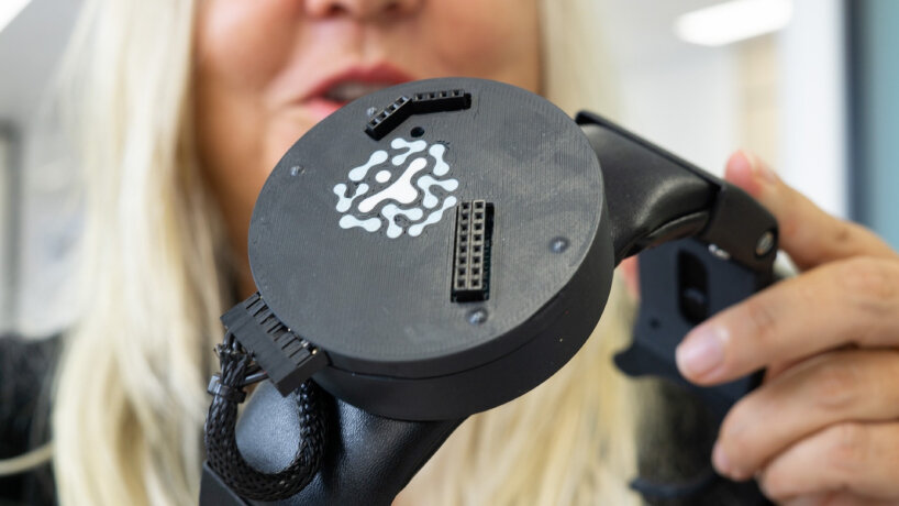 interactive game pain reliever