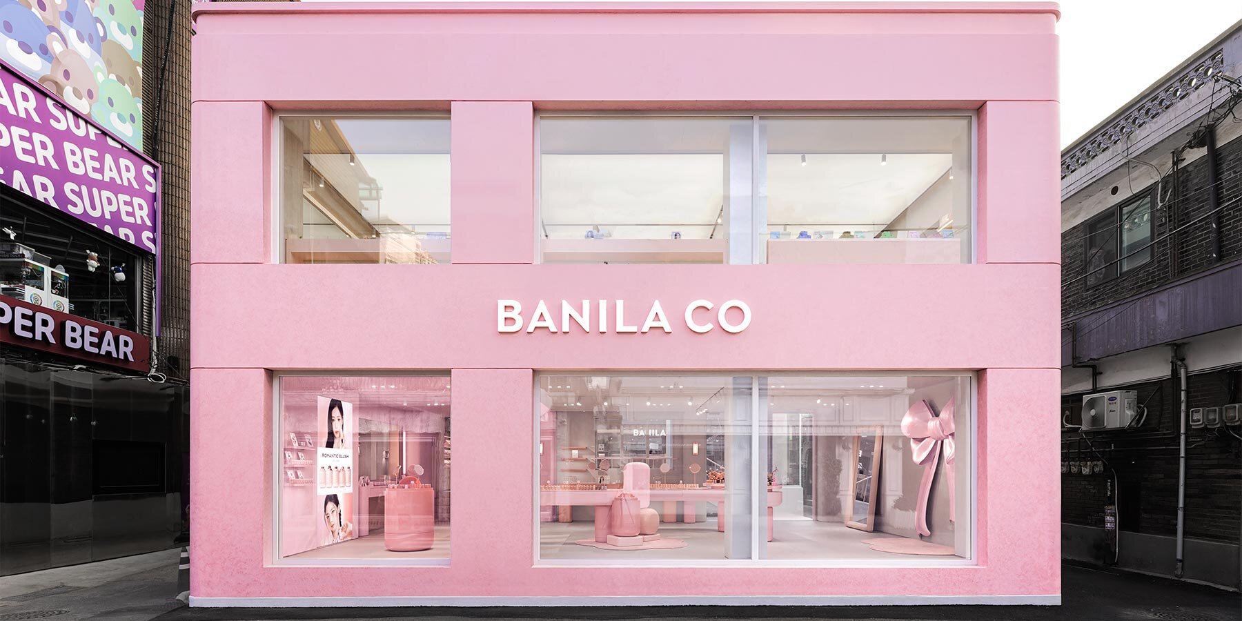 pink-banilaco-seongsu-flagship-store-seoul-flymingo-designboom-1800-1