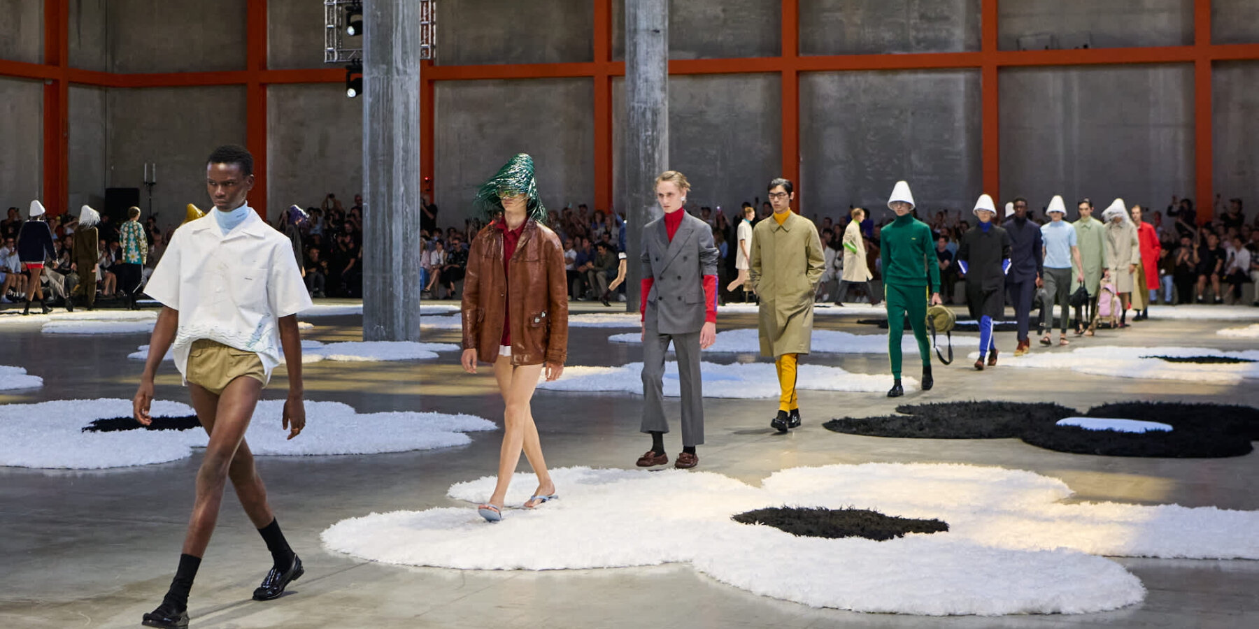 prada-ss-26-menswear-designboom-01