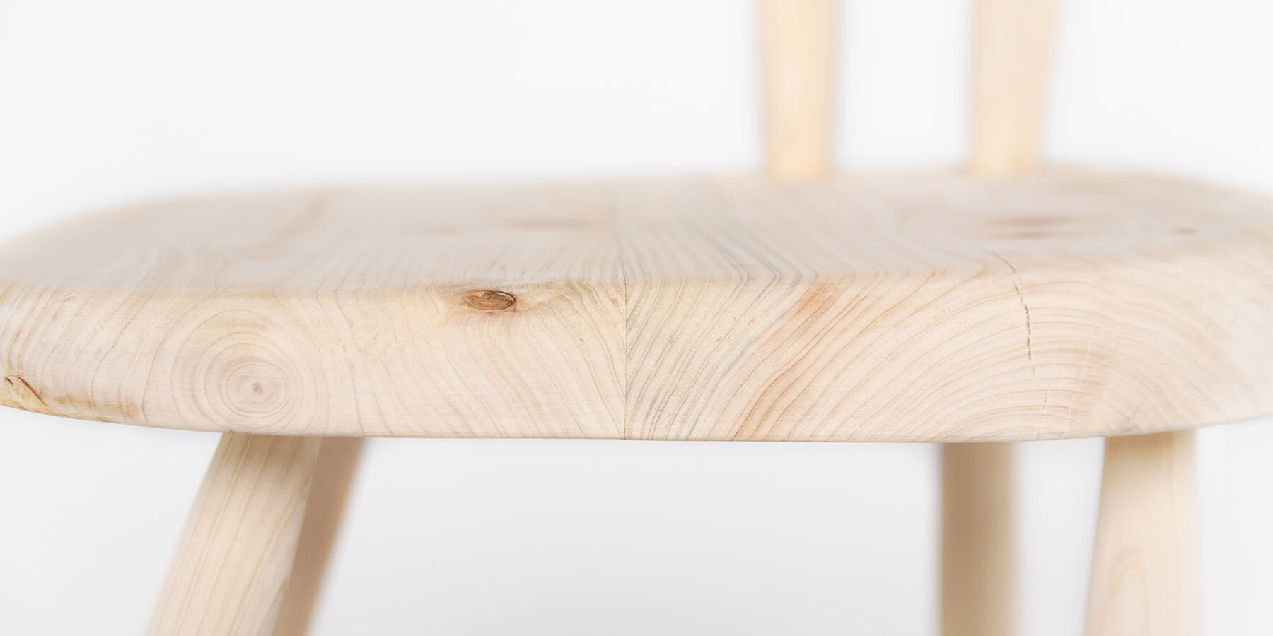 sati-cheer-manlekha-handcrafted-wooden-chairlife-death-impermanence-designboom-1800-4