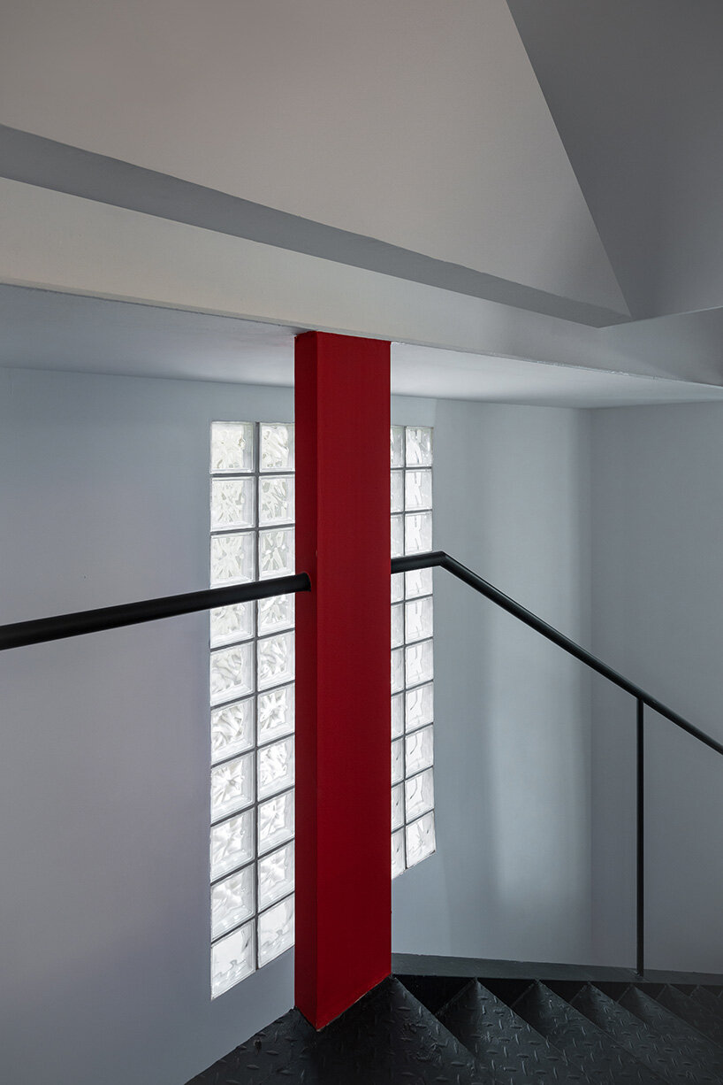 skewed meeting room bends the grid in shanghai office revamp by atelier siyu