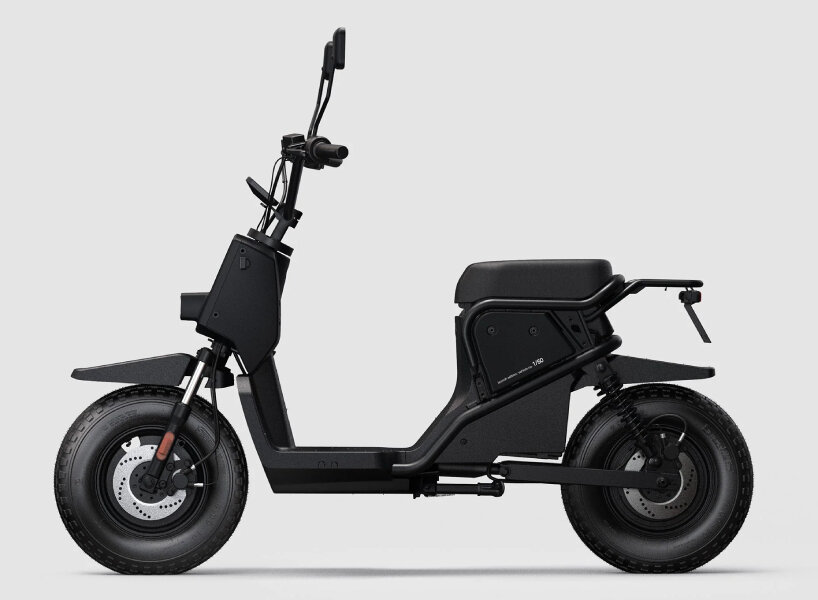 Model of all black EPA-1