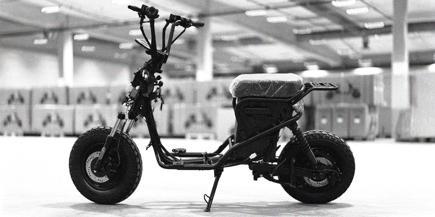 teenage-engineering-design-first-customizable-electric-moped-vässla-designboom-ban2