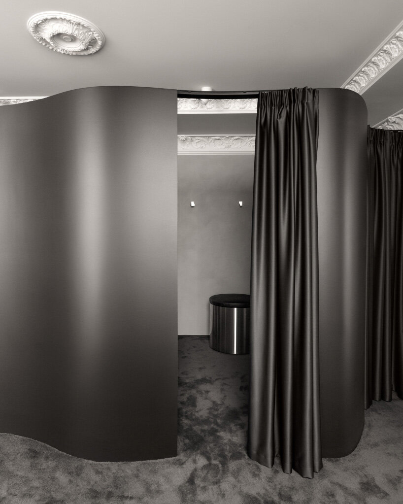 anoeses showroom kyiv