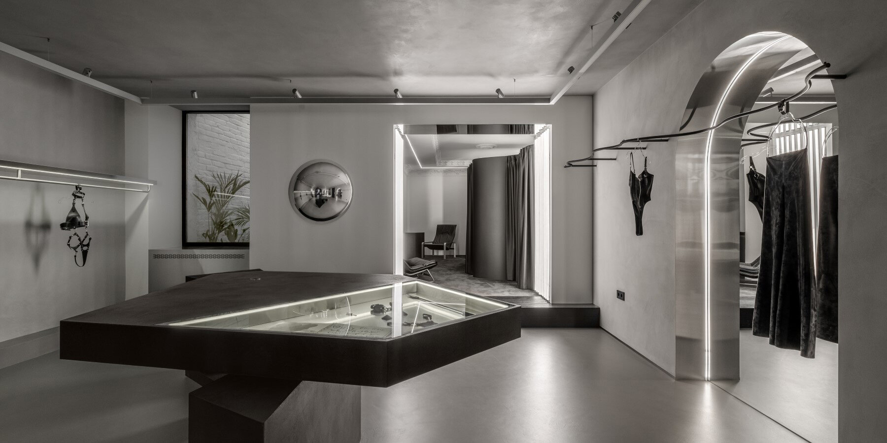 temp-project-brutalist-architect-inspired-showroom-eroticwear-brand-anoeses-kyiv-ukraine-designboom-08a