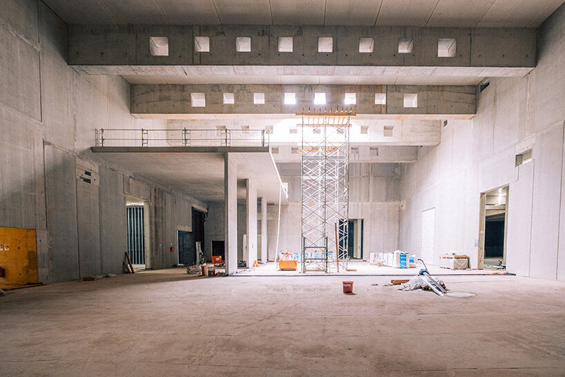 UBS digital art museum to open in 2026, bringing europe's largest teamLab show to hamburg