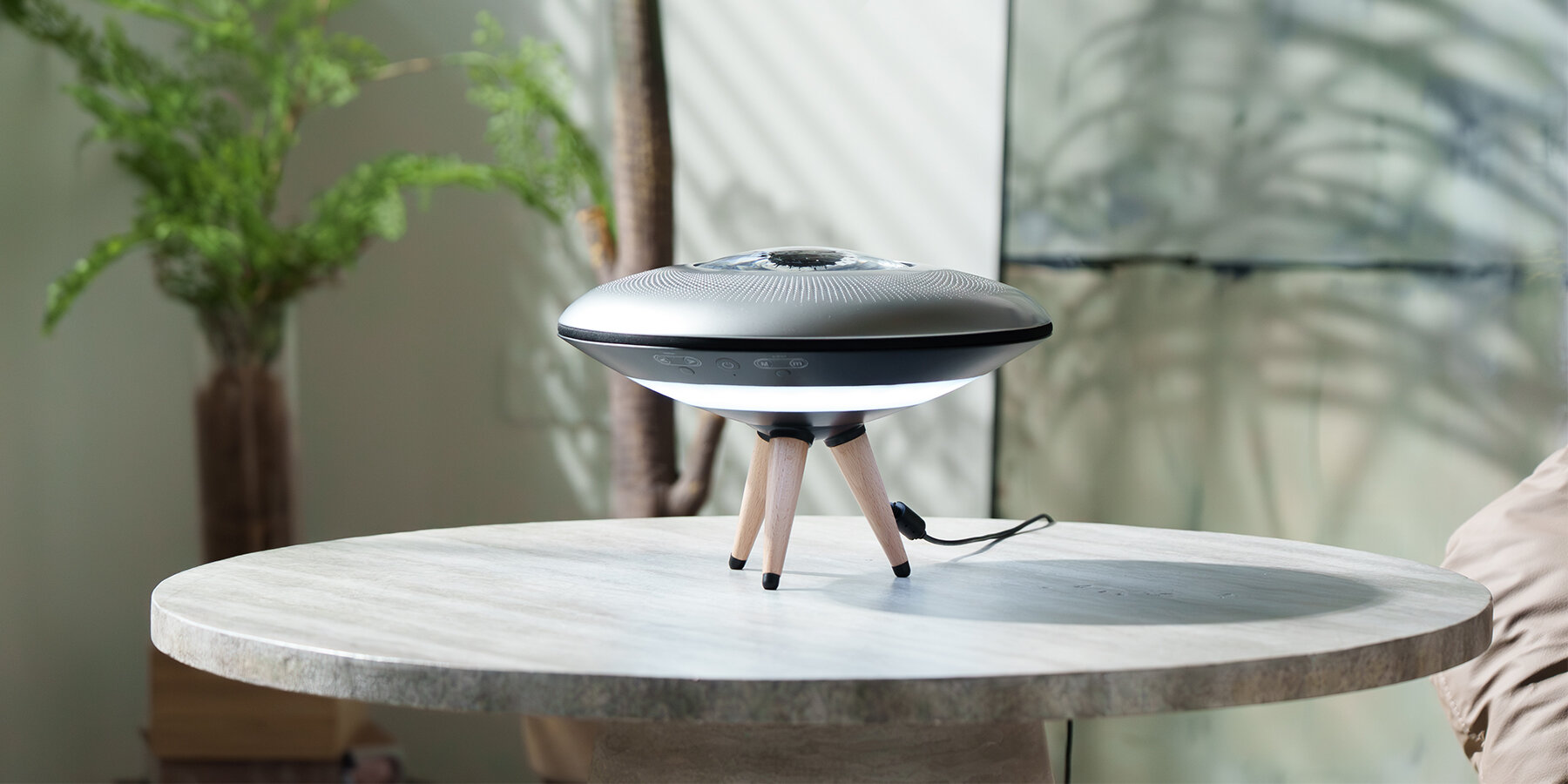 ufaudio-sculptural-speaker-ferrofluid-mike-lee-fusion-lab-designboom-1800-2