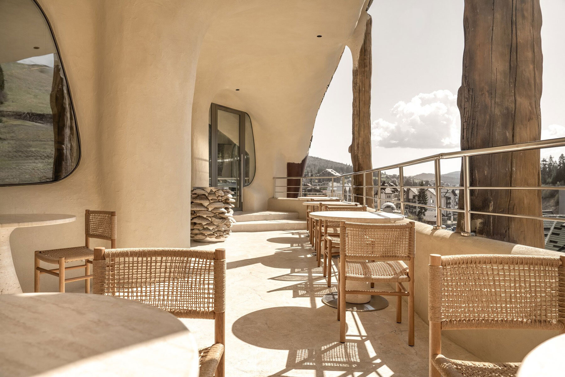 yod-group-dining-hall-grybova-hata-restaurant-ukraine-designboom-1800-6