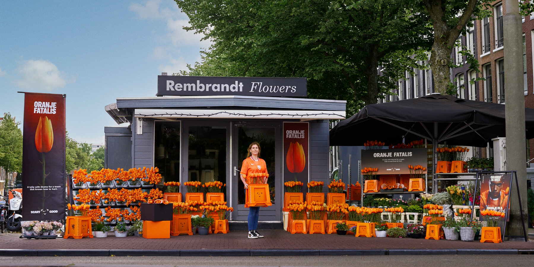 NIKE-breed-orange-tulips-thorns-UEFA-women’s-euro-2025-designboom-ban