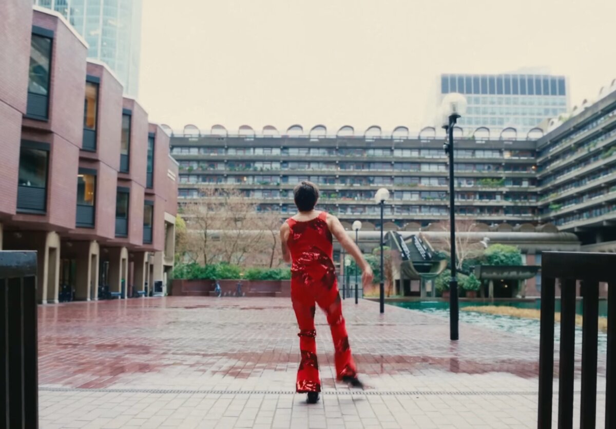 architectural icons in music: from harry styles at barbican to bad bunny & marcel breuer's brutalism