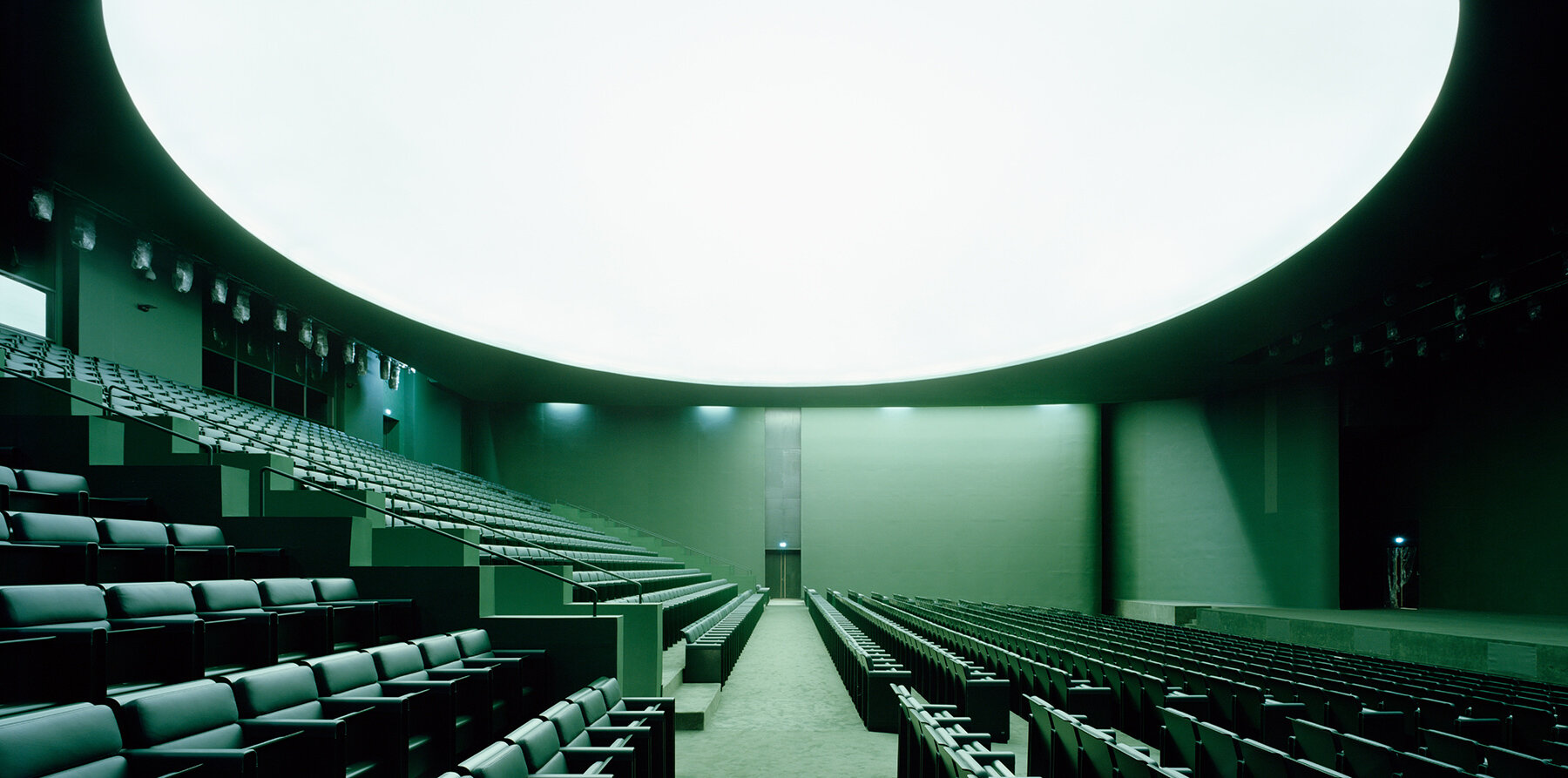 bofill-taller-de-arquitectura-centre-de-congres-rabat-morocco-designboom-06a