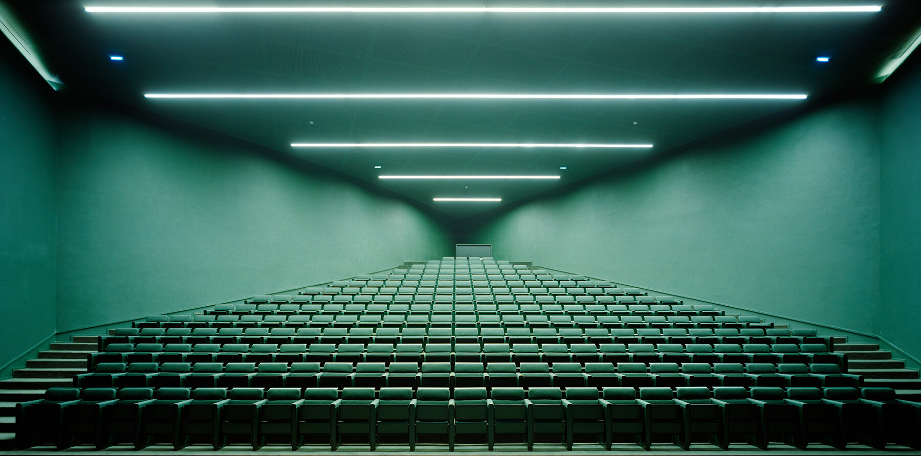 bofill-taller-de-arquitectura-centre-de-congres-rabat-morocco-designboom-08a