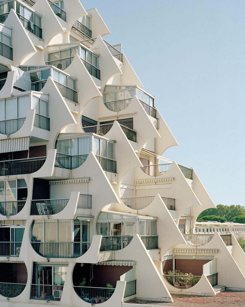 broyez and kronental capture french seaside resort as sci-fi mirage at dawn in 'la cité oasis'