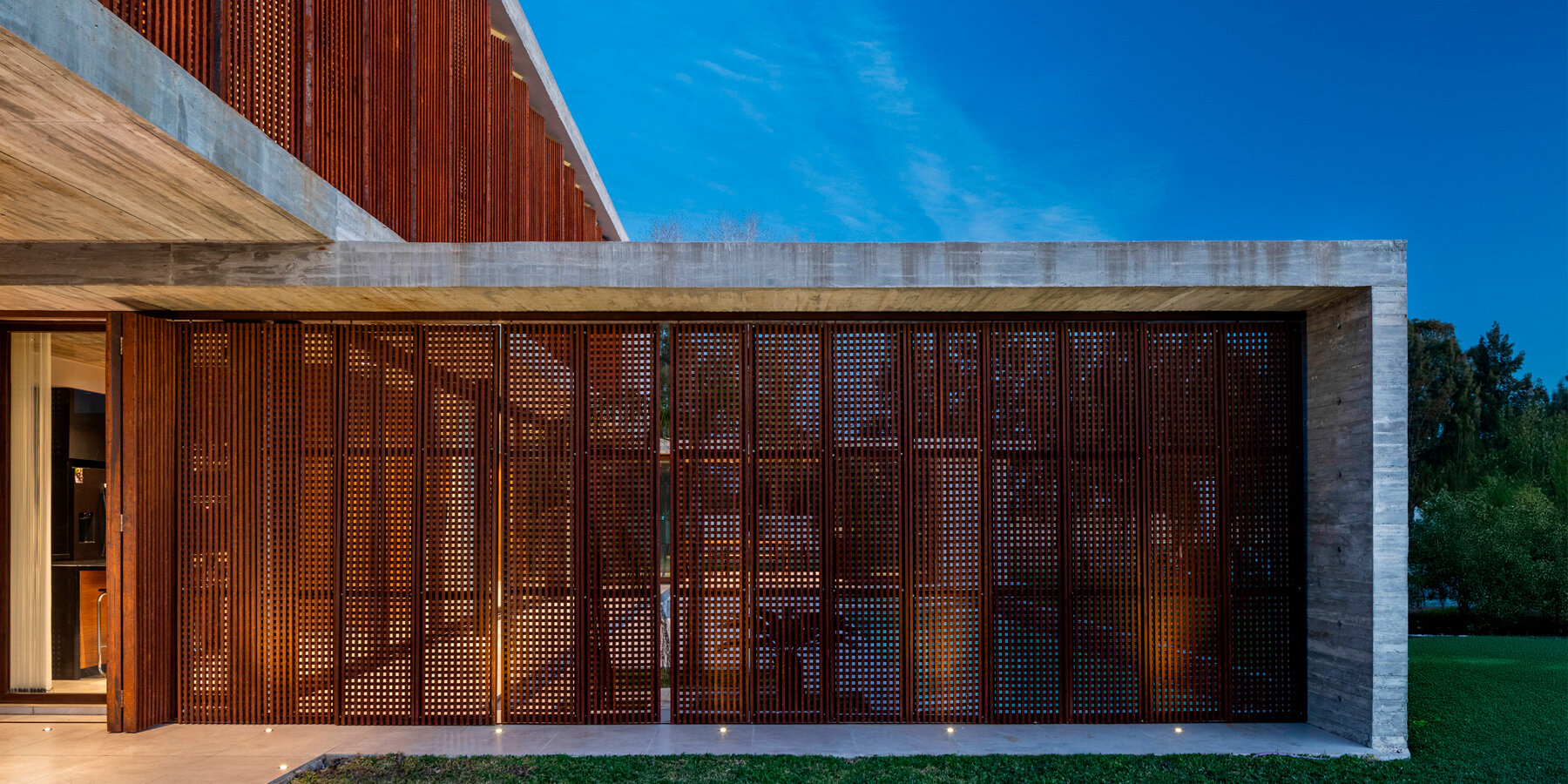 casa-guayubira-tim-arquitectos-canning-buenos aires-argentina-designboom-1800-2