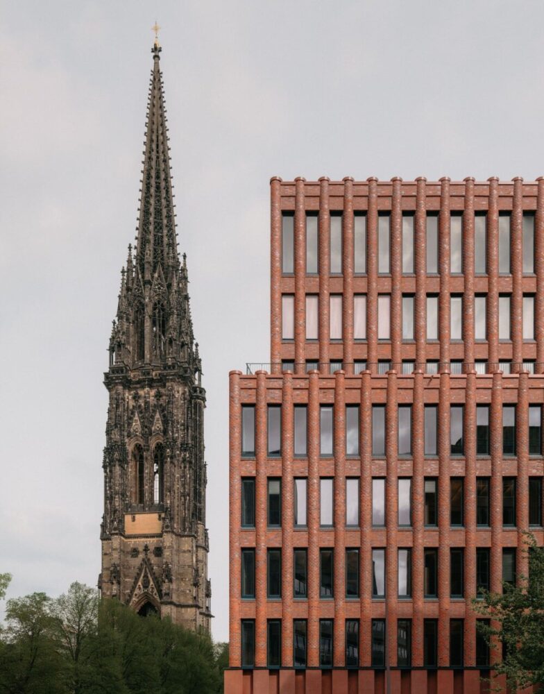 semi-circular bricks clad christ & gantenbein's hamburg complex