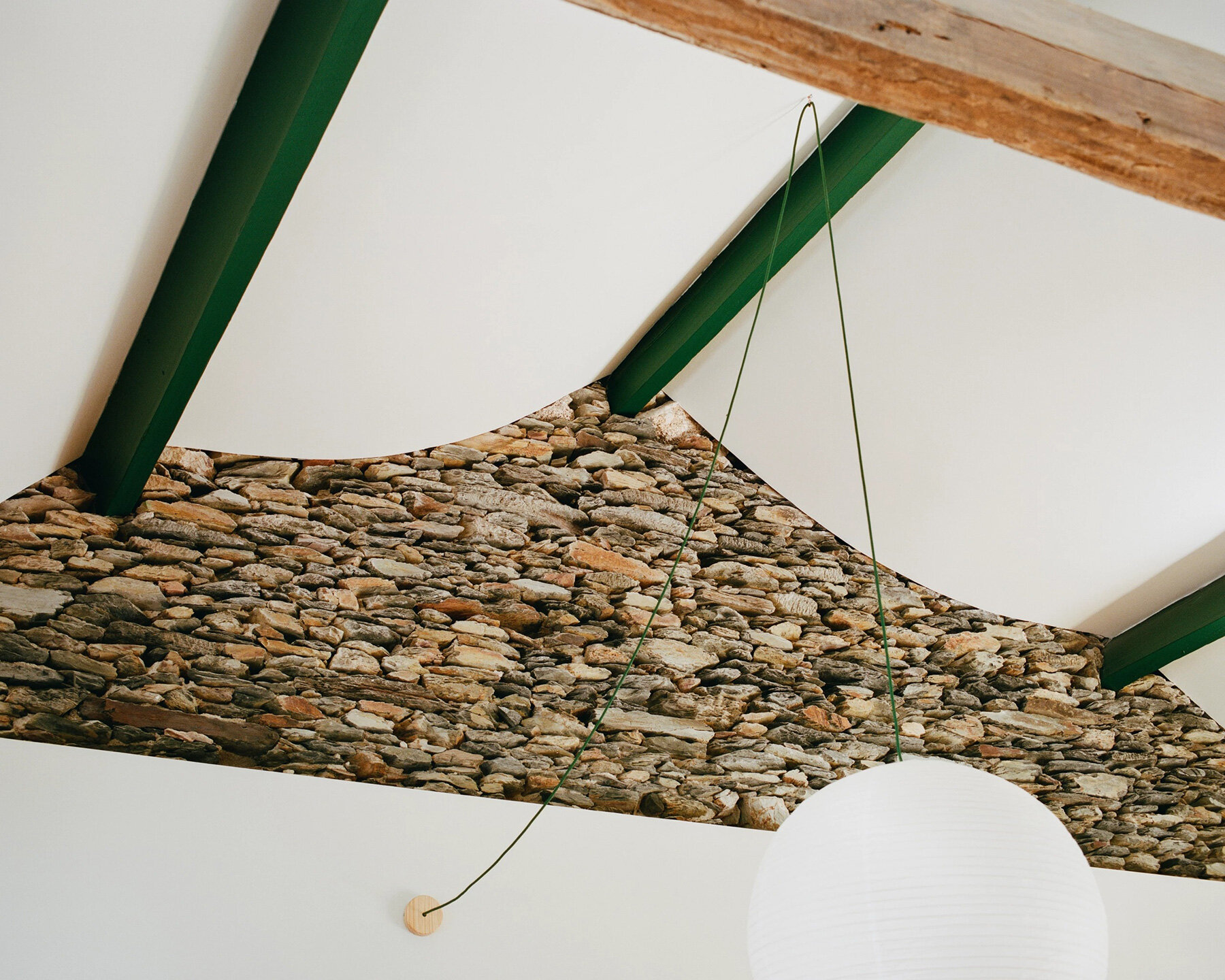 cork-clad-house-portugal-upside-down-layout-atelier-local-redesign-designboom-large02
