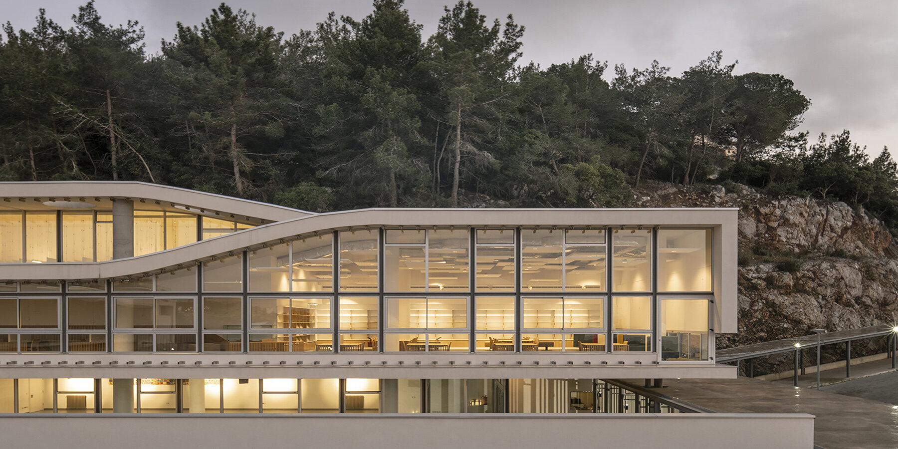 dagher-hanna-partners-extension-college-louise-wegmann-lebanon-designboom-1800-3