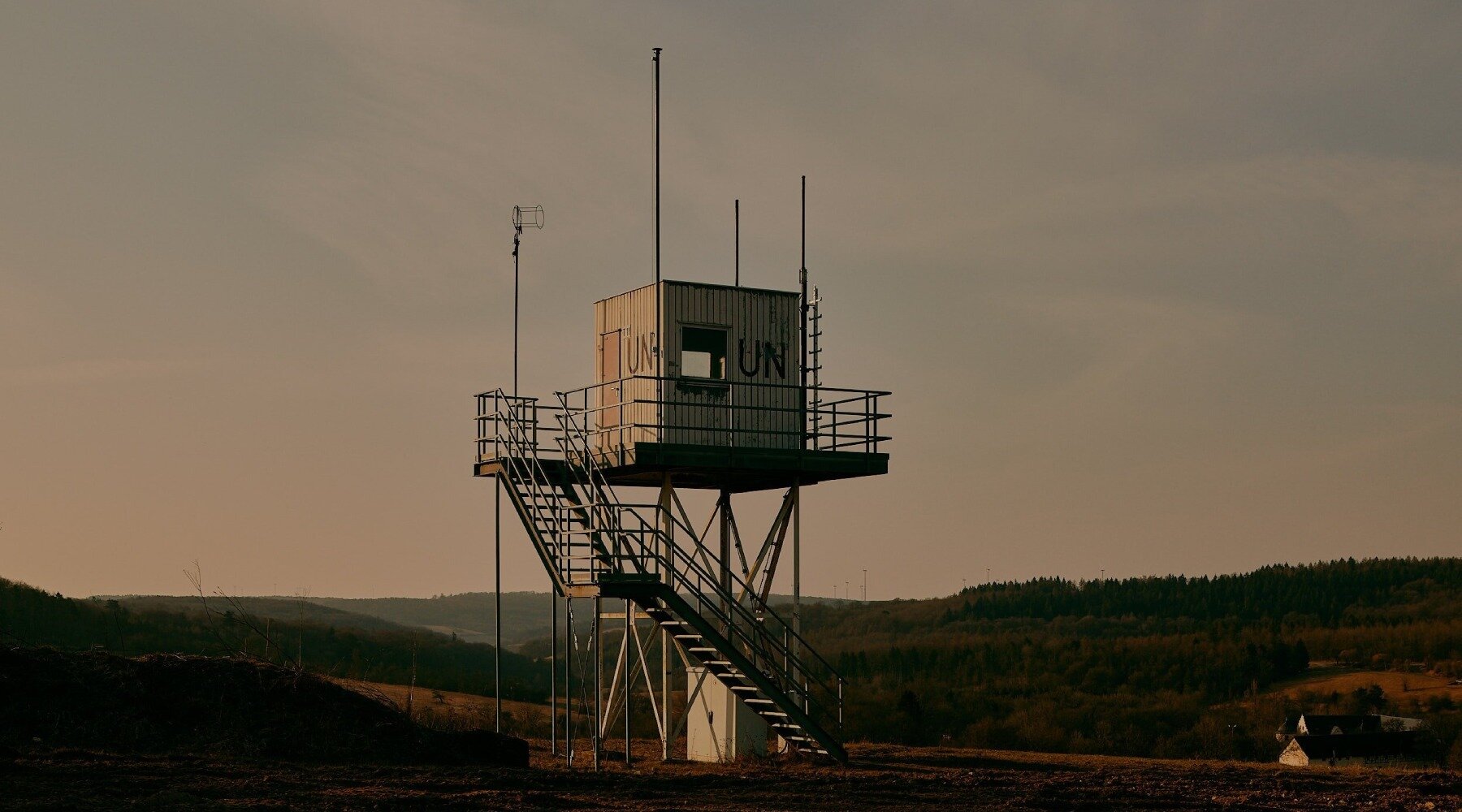 david-altrath-photo-series-bonnland-designboom-02
