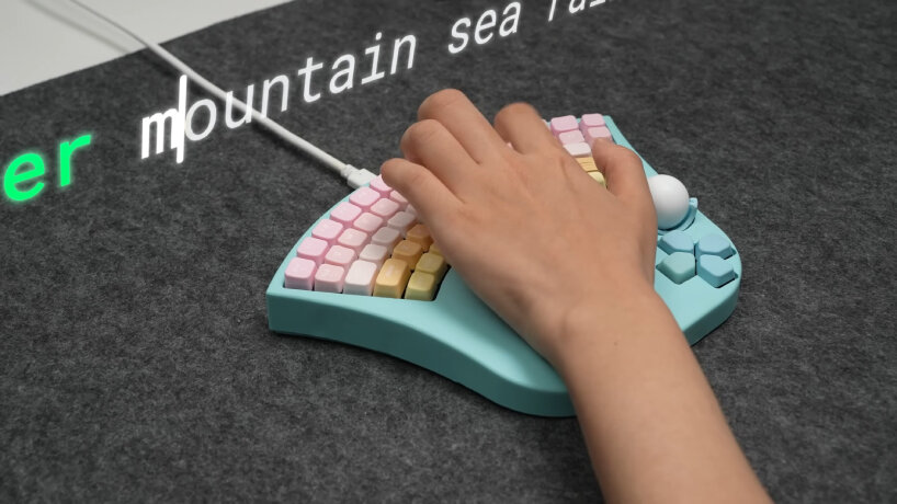 Keyboard Kipas Tangan