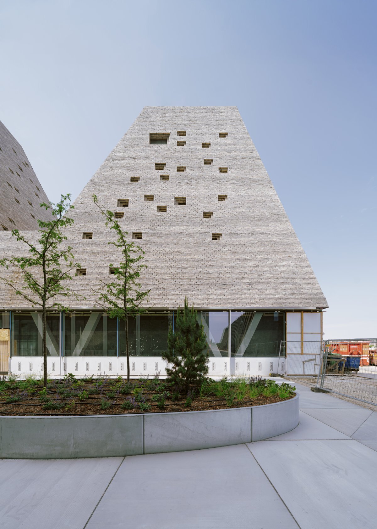 francisco tirado captures progress on kengo kuma's pyramidal culture center in copenhagen
