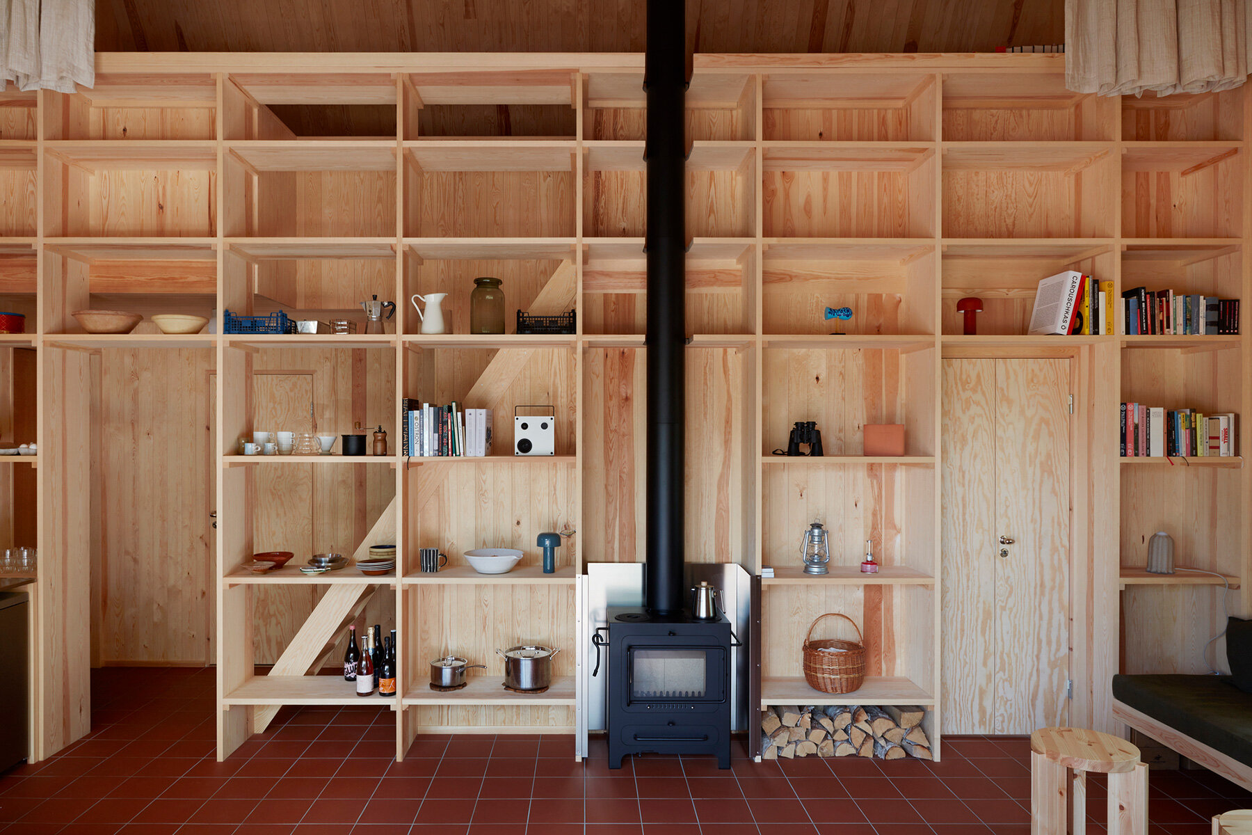 hee-house-studio-ellsinger-sweden-designboom-06a