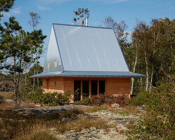 hee house by studio ellsinger elevates small-scale living on sweden’s coast