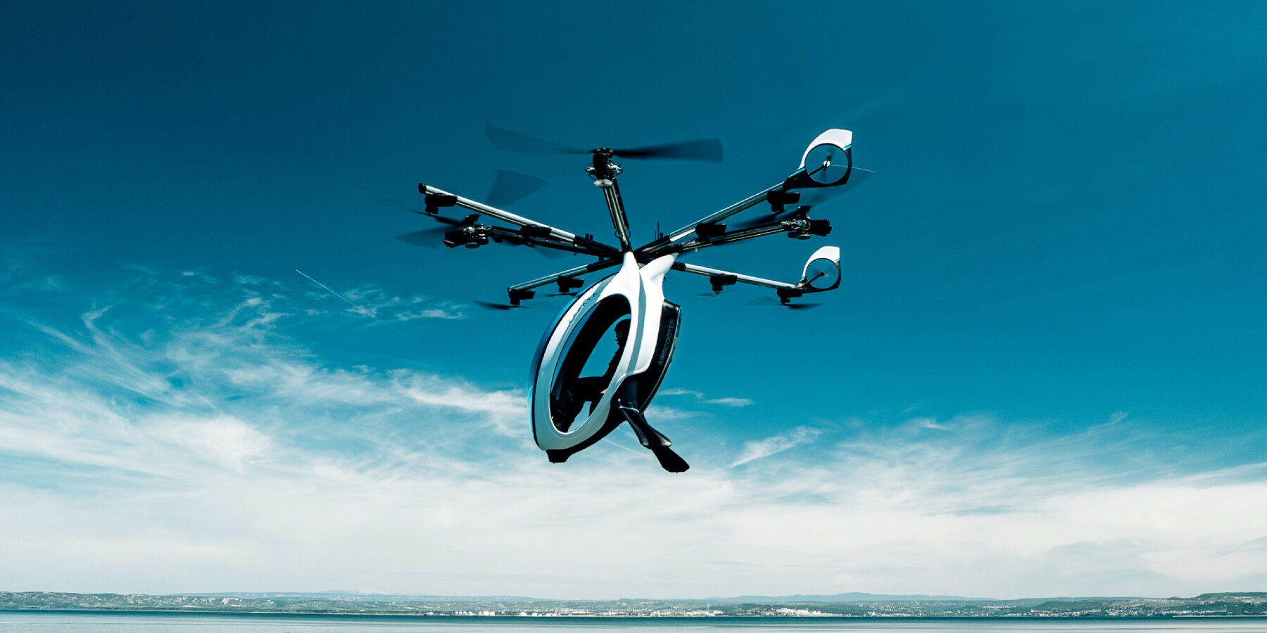 hybrid-electric-airscooter-takes-off-single-seater-VTOL-designboom-ban